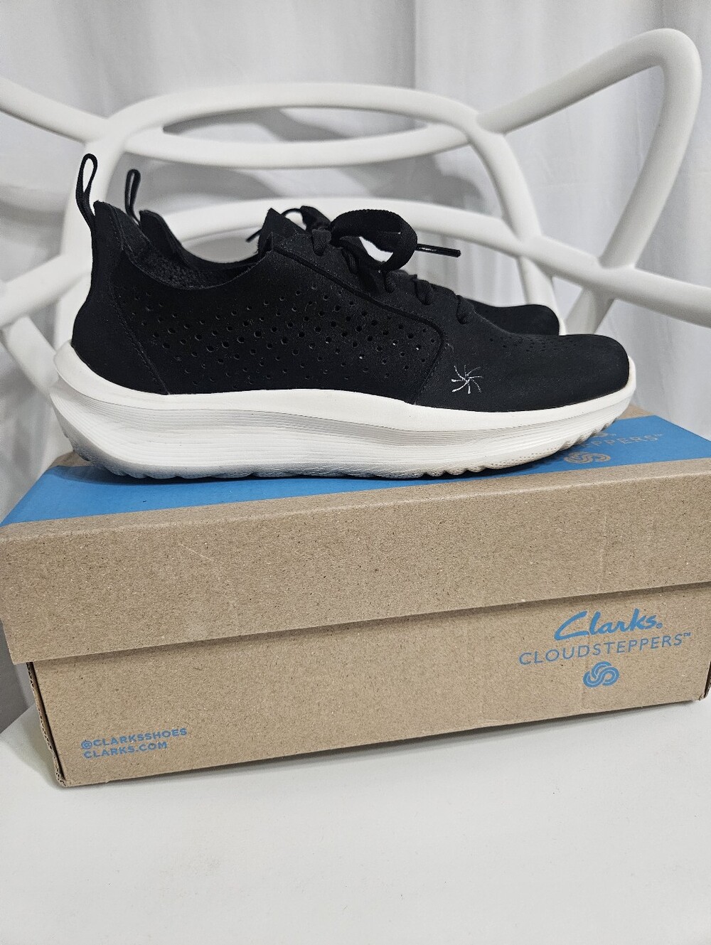 Clarks Cloudsteppers Solevana Sneakers